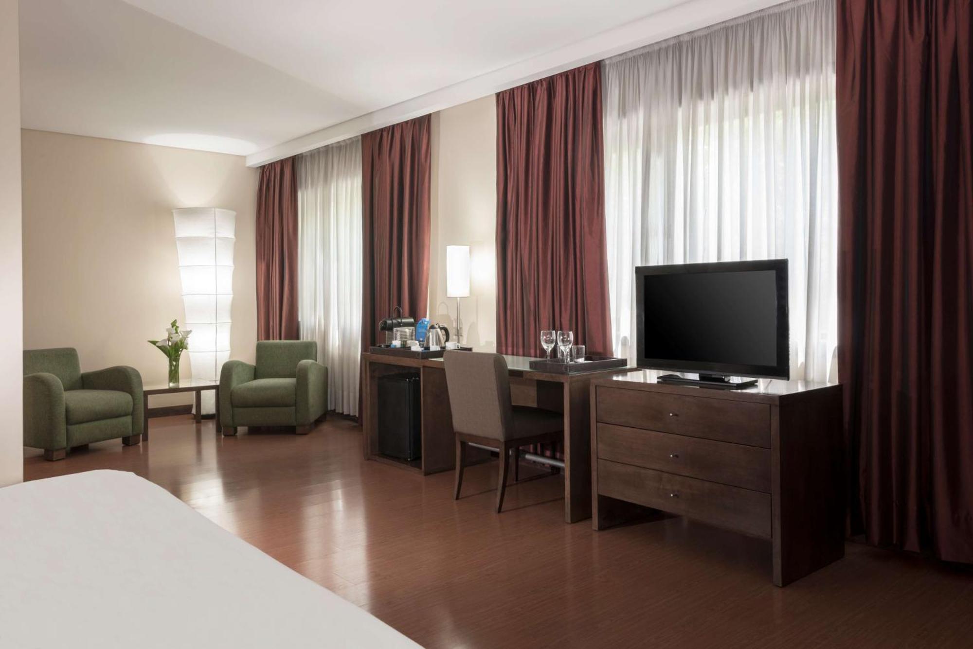 Nh Mendoza Cordillera Hotell Exteriör bild