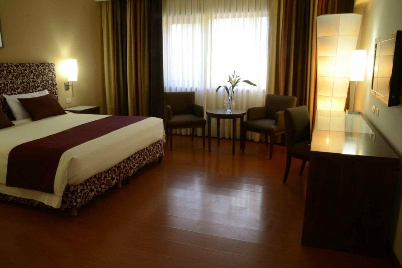 Nh Mendoza Cordillera Hotell Exteriör bild